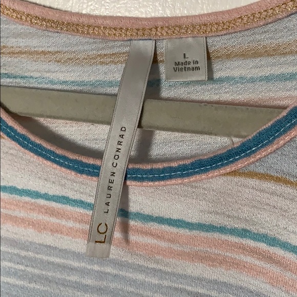 Lauren Conrad Tunic Tank - Picture 2 of 4